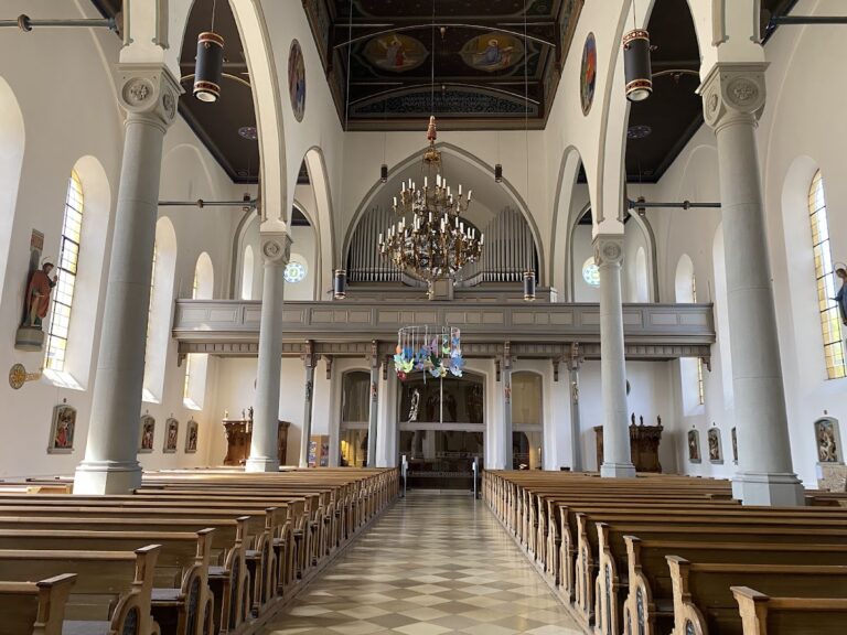 Saints Peter and Paul Church: A Neogothic Parish Church in Oberstaufen, Germany