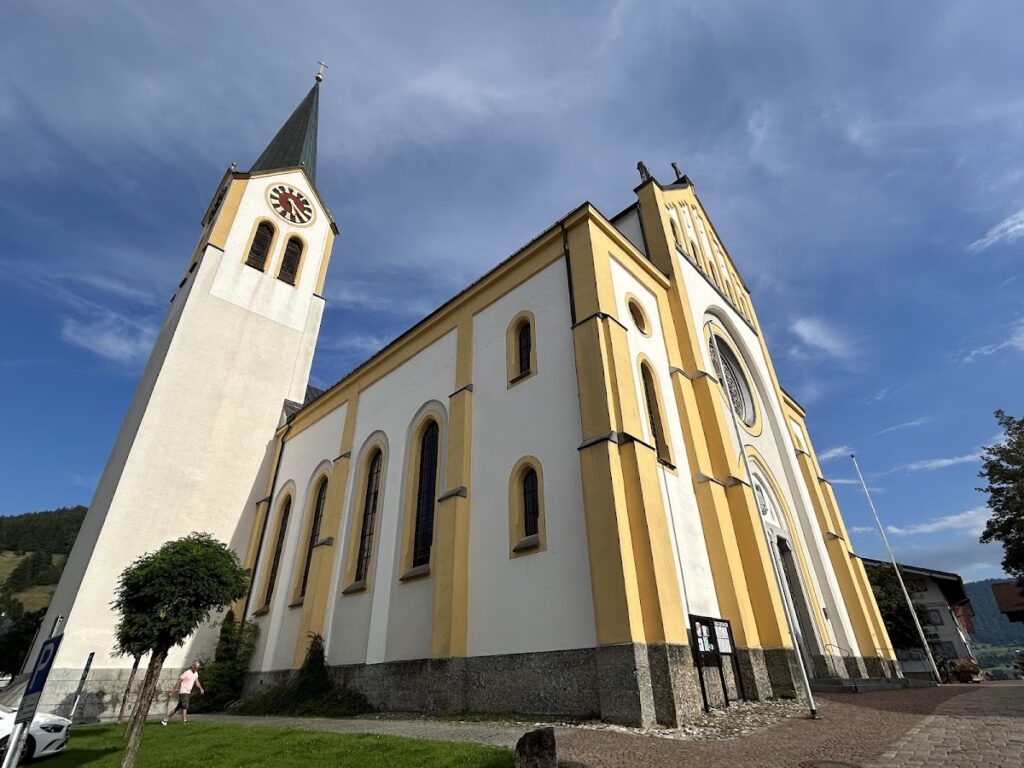 Saints Peter and Paul Church: A Neogothic Parish Church in Oberstaufen, Germany 2 Saints Peter and Paul Church