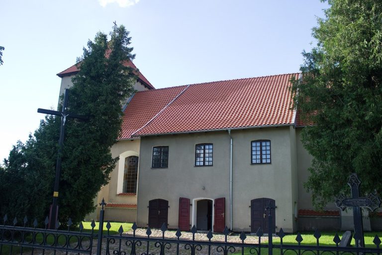 Our Lady of the Scapular church in Rodnowo: A Gothic Church in Poland