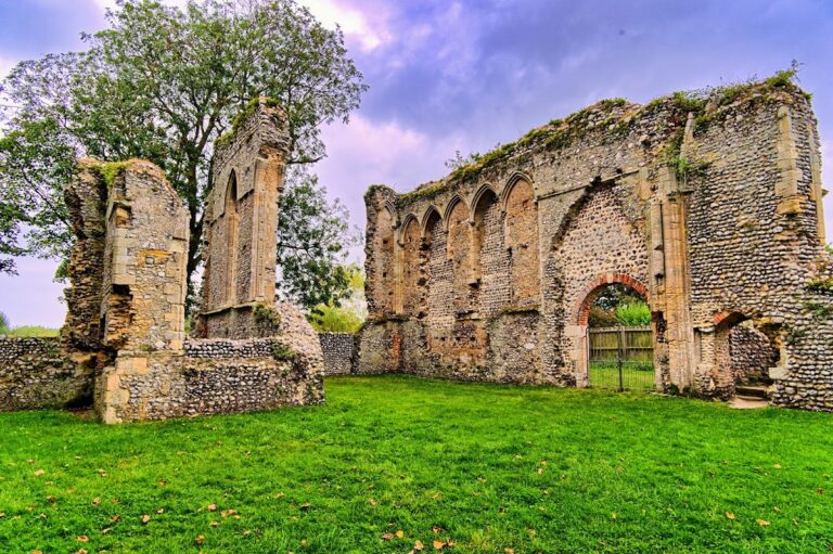 Priory of St Mary in the Meadow, Beeston Regis: An Augustinian Priory