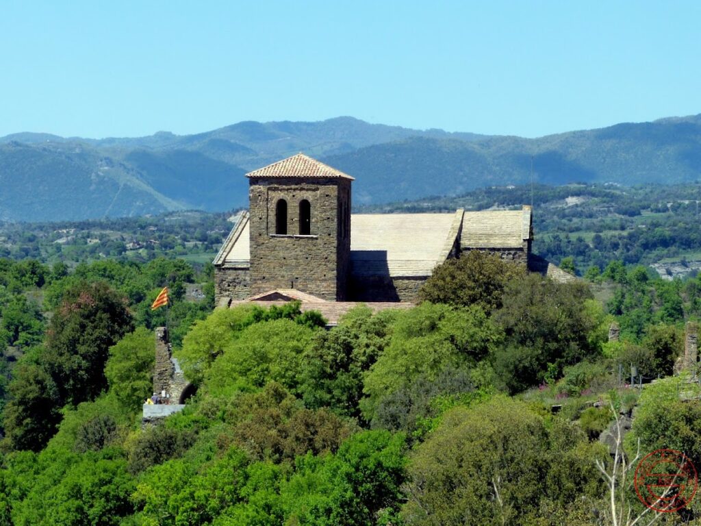 Sant Pere de Casserres: A Romanesque Benedictine Monastery in Catalonia 1 Sant Pere de Casserres