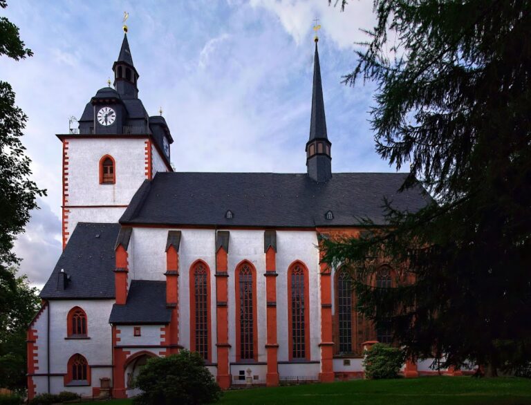 Unser Lieben Frauen: The Late Gothic Town Church of Mittweida