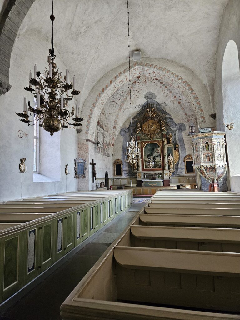 Gärdslösa Church: A Medieval Lutheran Parish Church on Öland 2 Gärdslösa Church