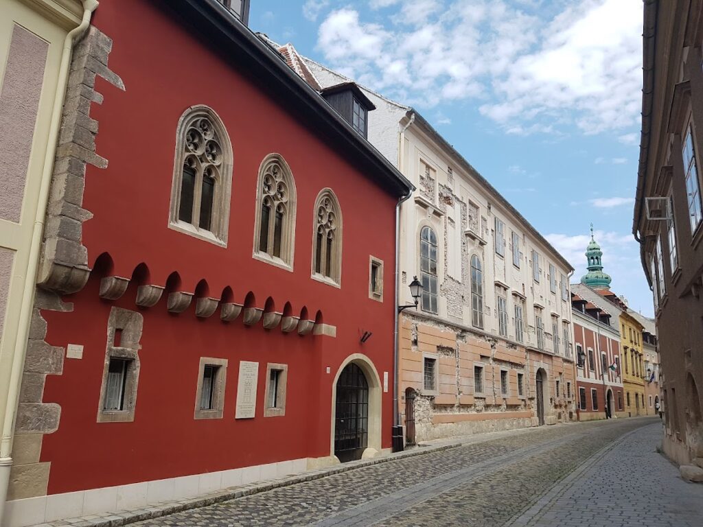 Old Synagogue (Sopron): An Early Gothic Jewish Synagogue in Hungary 3 Old Synagogue (Sopron)