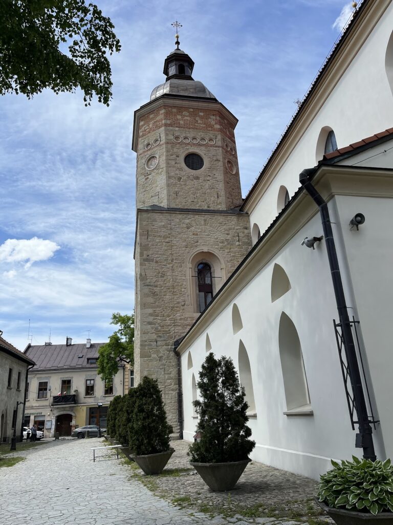 Saint Margaret of Antioch Basilica in Nowy Sącz: A Historic Collegiate Church and Sanctuary 5 Saint Margaret of Antioch Basilica in Nowy Sącz