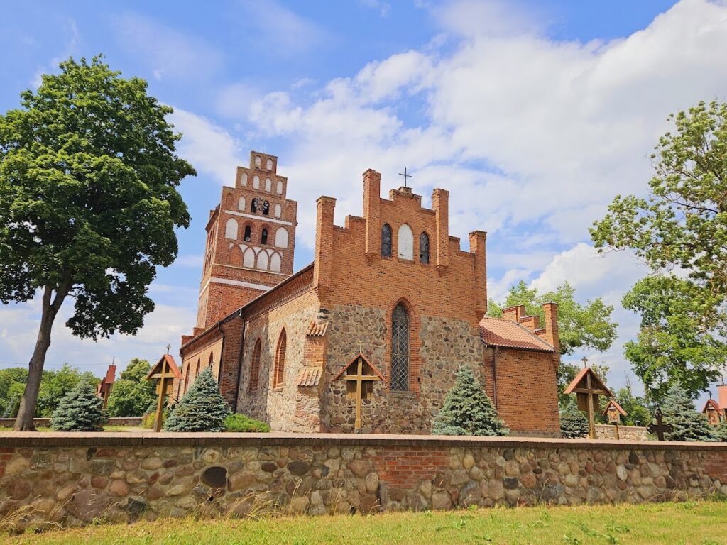 Church of the Assumption in Galiny: A Gothic Parish Church in Poland 2 Church of the Assumption in Galiny