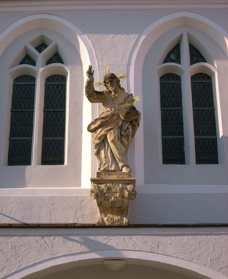 Pfarrkirche Wittichenau: A Late Gothic Parish Church in Germany