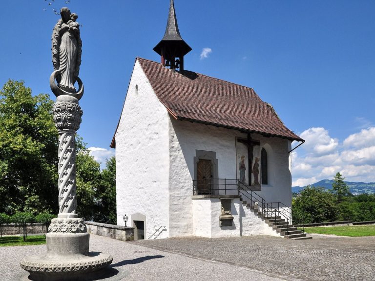Liebfrauenkapelle: A Late Gothic Cemetery Chapel in Rapperswil, Switzerland