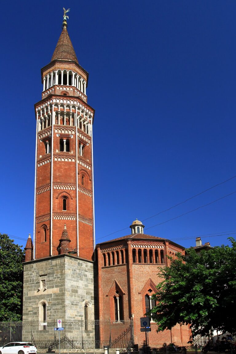 San Gottardo in Corte Church: A Visconti Ducal Chapel in Milan