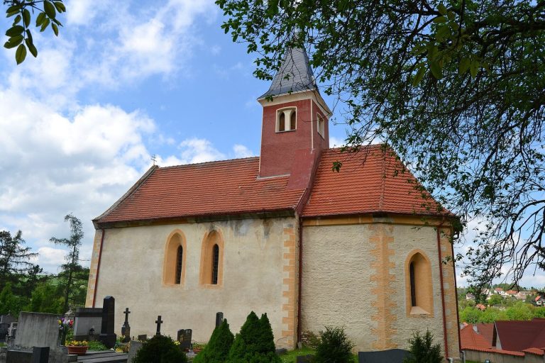 Church of Saint Giles in Libeř: A Gothic Branch Church in Czechia