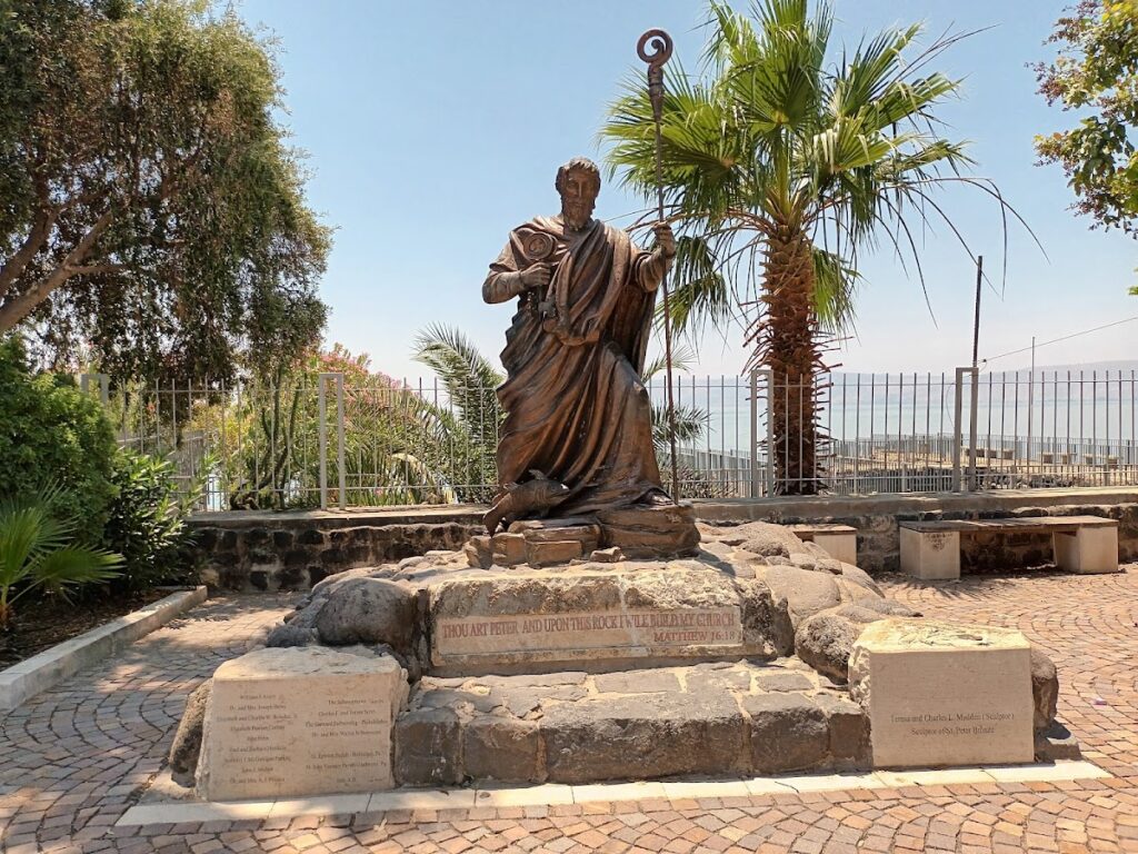 Capernaum Synagogue: An Ancient Jewish House of Worship in Israel 3 Capernaum synagogue