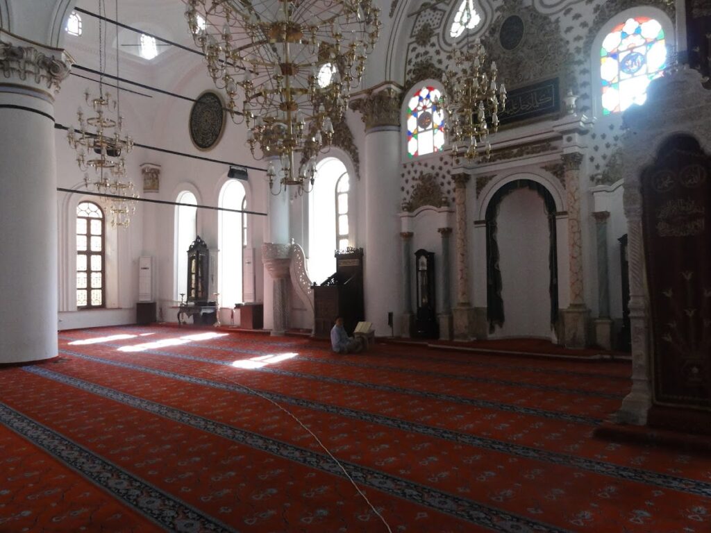 Kestanepazarı Mosque: An Ottoman Mosque in İzmir 3 Kestanepazarı Mosque