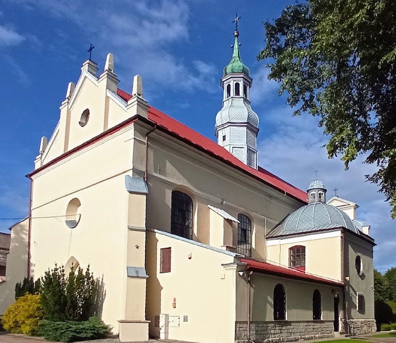 Immaculate Conception Church in Busko-Zdrój: A Historic Parish Church 2 Immaculate Conception church in Busko-Zdrój