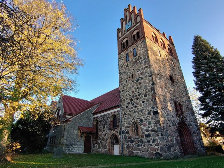 Village Church Deetz: A Historicist Parish Church in Germany