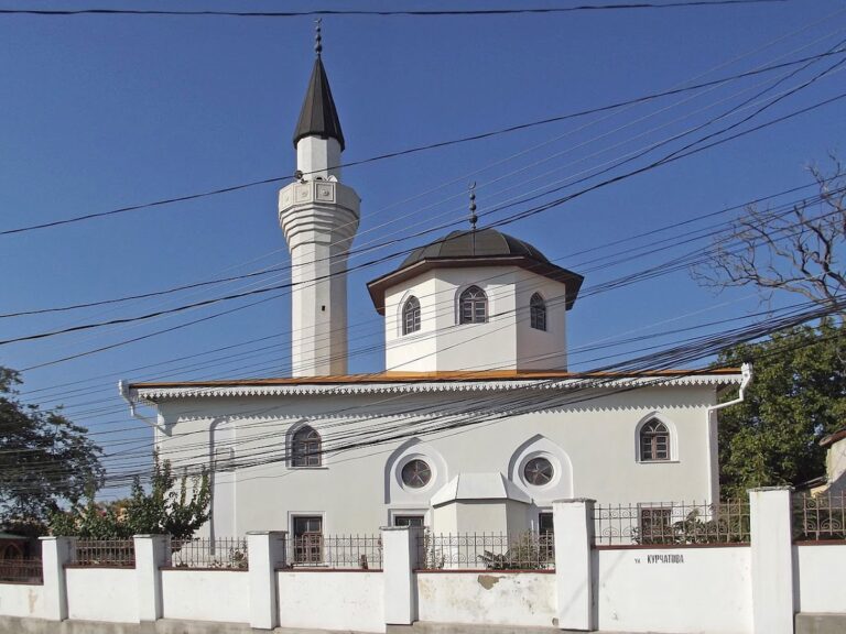 Kebir-Jami Mosque, Simferopol, Russia: Main Friday Mosque and Centre of Muslim Administration