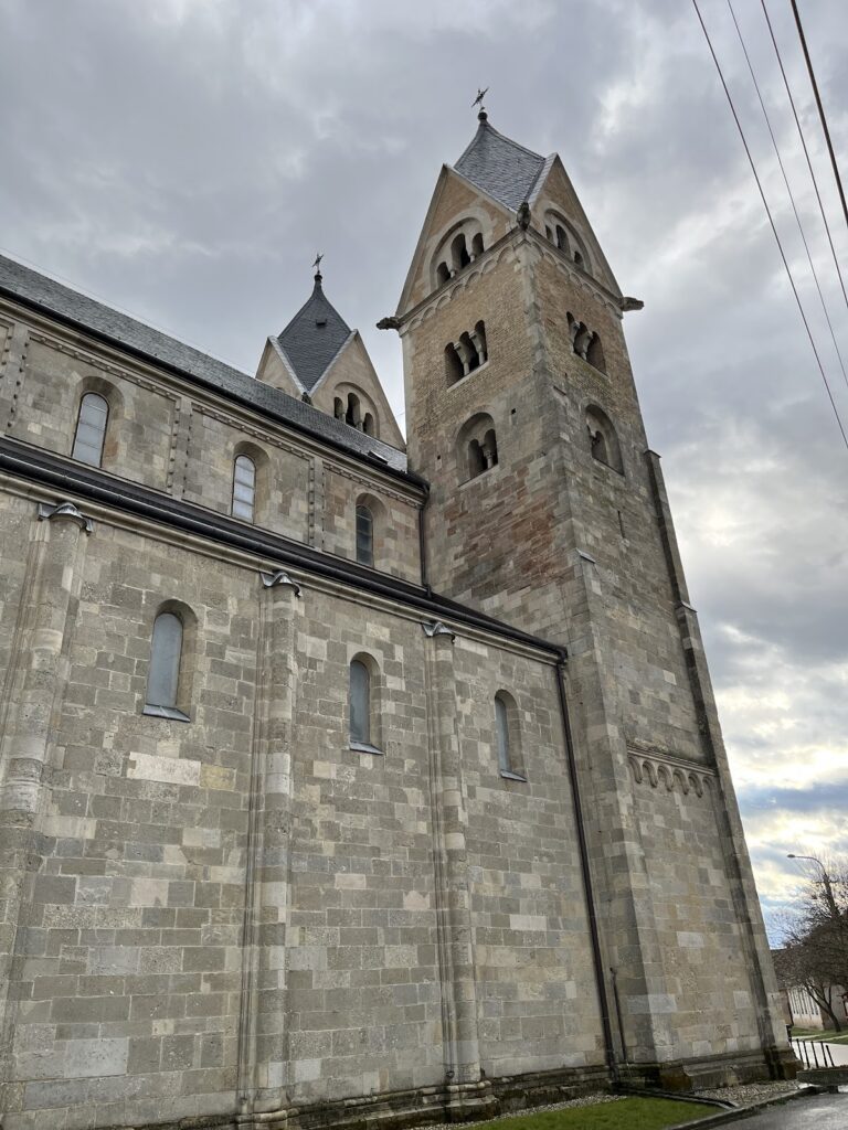 Abbey Church of St James: A Medieval Benedictine Church in Hungary 3 abbey church of St James