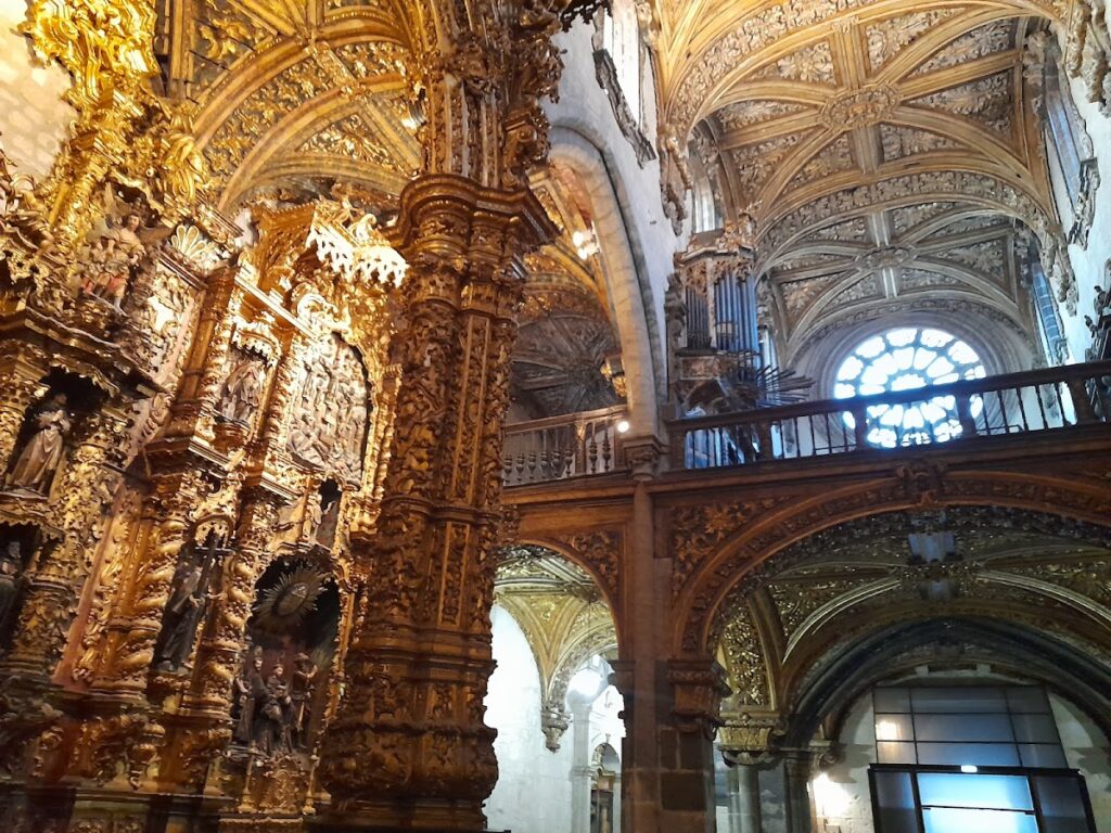 Church of São Francisco: Porto’s Franciscan Gothic and Baroque Church 3 Church of São Francisco