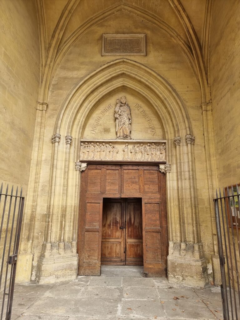 Notre-Dame de Bon Repos: A Former Monastery and Cardinal Residence in Avignon 3 Notre-Dame de Bon Repos