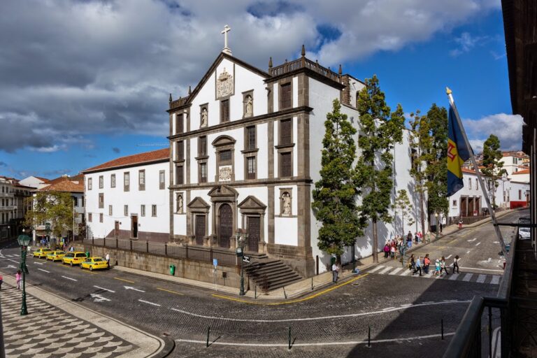 Colégio dos Jesuítas do Funchal: Jesuit College and University Rectory