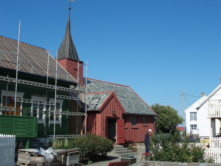 Grip Stave Church: A Medieval Parish Church in Norway