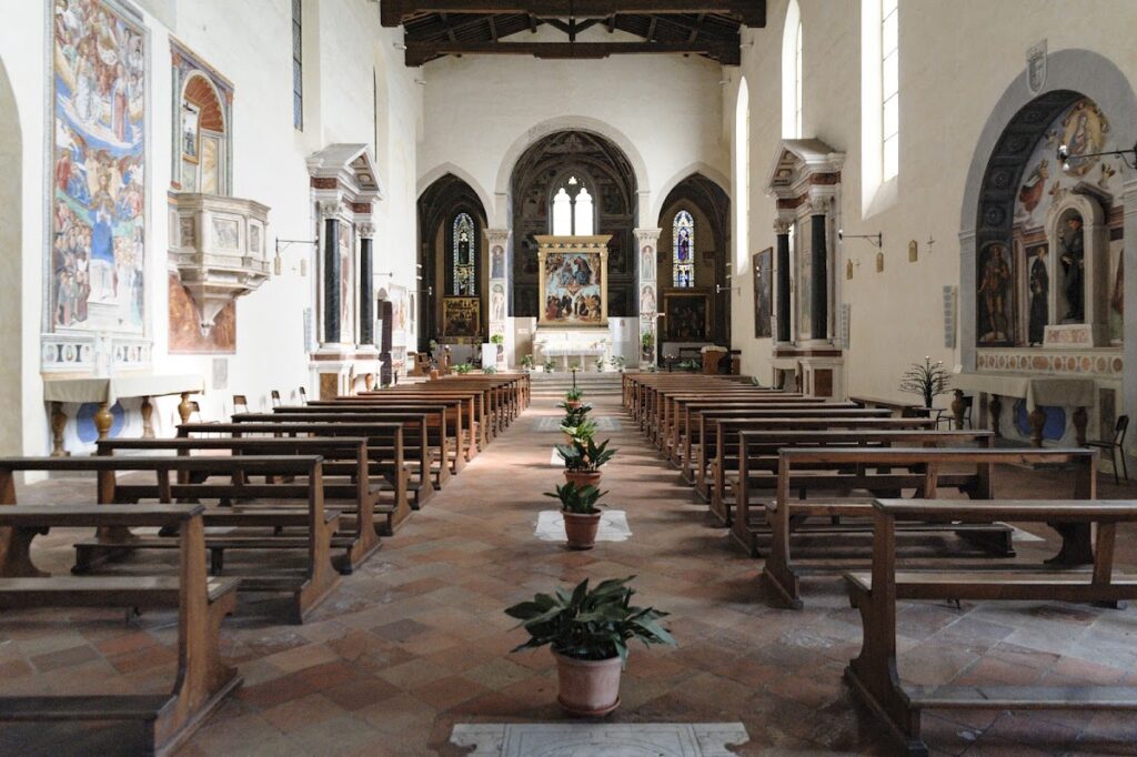 Sant'Agostino: An Augustinian Church in San Gimignano 2 Sant'Agostino
