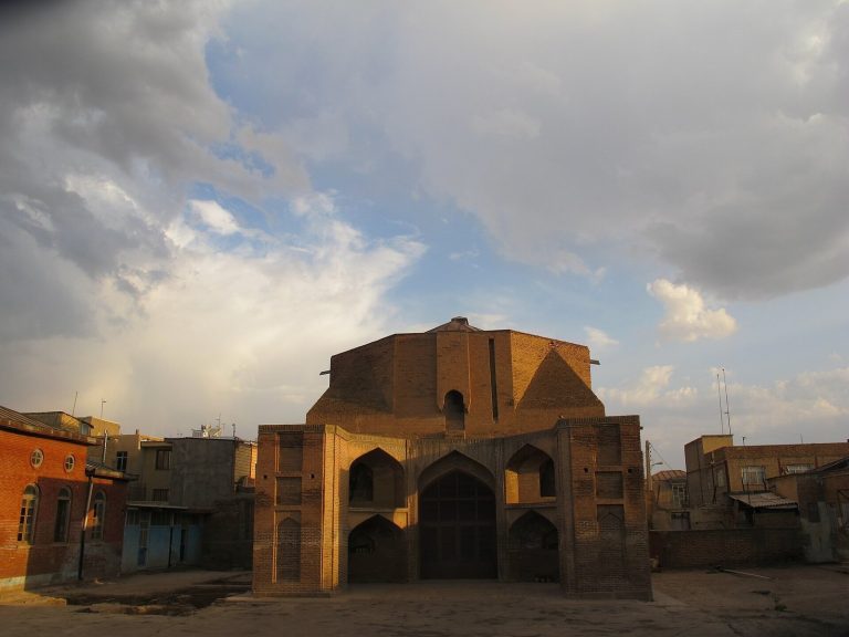 Heydariyeh Mosque: A Seljuk-Era Religious and Educational Monument in Qazvin