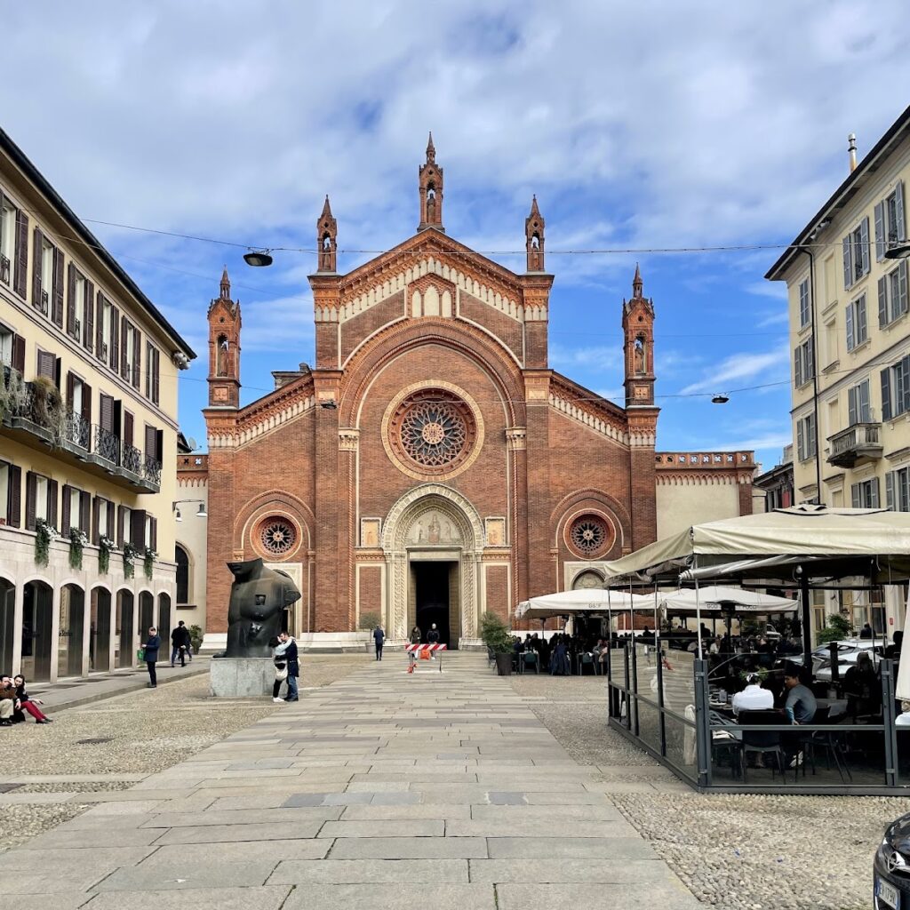 Santa Maria del Carmine, Milan: A Historic Carmelite Church 2 Santa Maria del Carmine, Milan