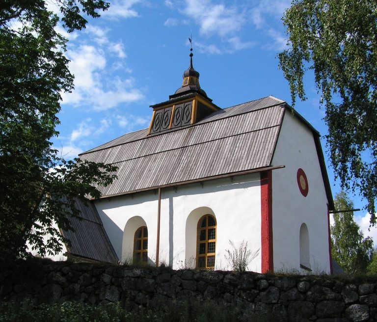 Ytterlännäs Old Church: A Medieval Romanesque Church in Sweden