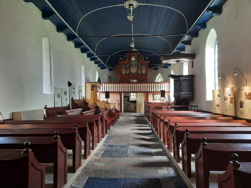 Hervormde kerk: the Historic Village Church of Niehove, Netherlands 2 Hervormde kerk