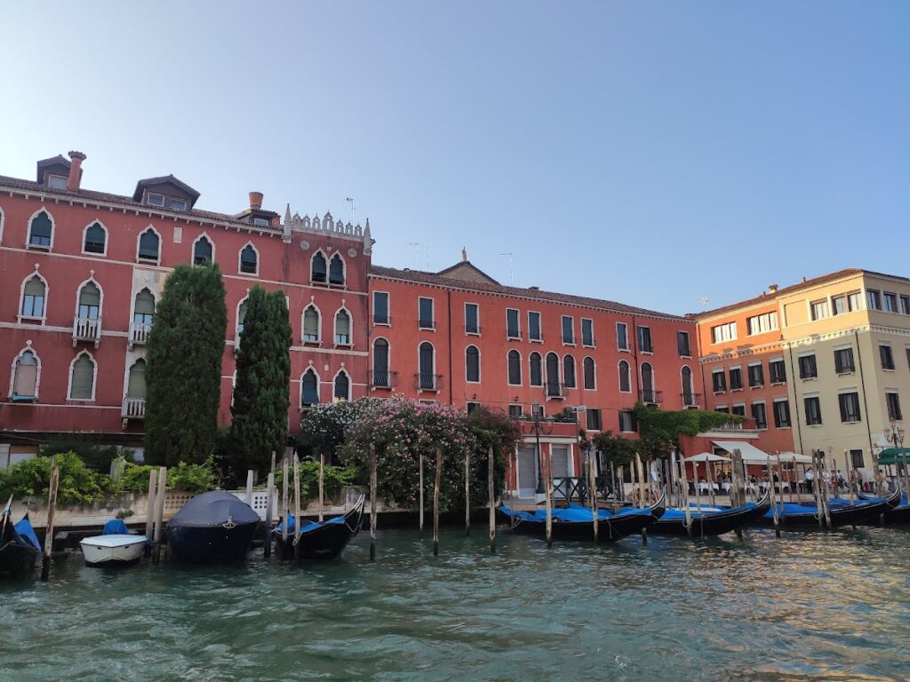 San Silvestro, Venice: A Historic Parish Church near Rialto 3 San Silvestro, Venice