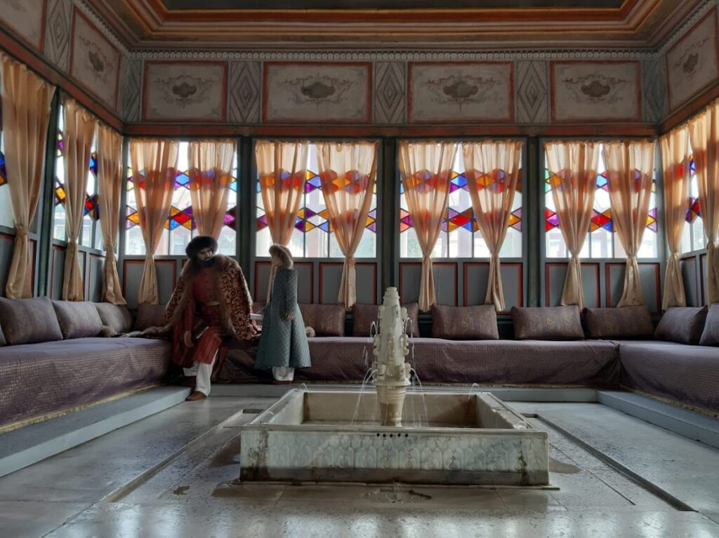 Big Khan Mosque: A Friday Mosque in the Khan’s Palace of Bakhchysarai 3 Big Khan Mosque
