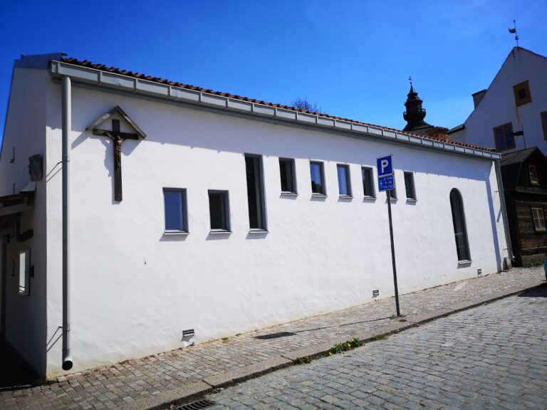 Kristi Lekamens kyrka: A Roman Catholic Church in Visby