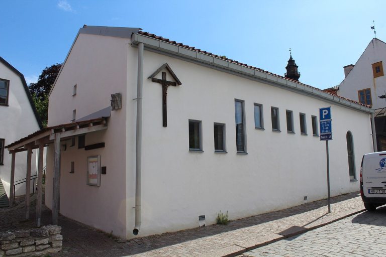 Kristi Lekamens kyrka: A Roman Catholic Church in Visby
