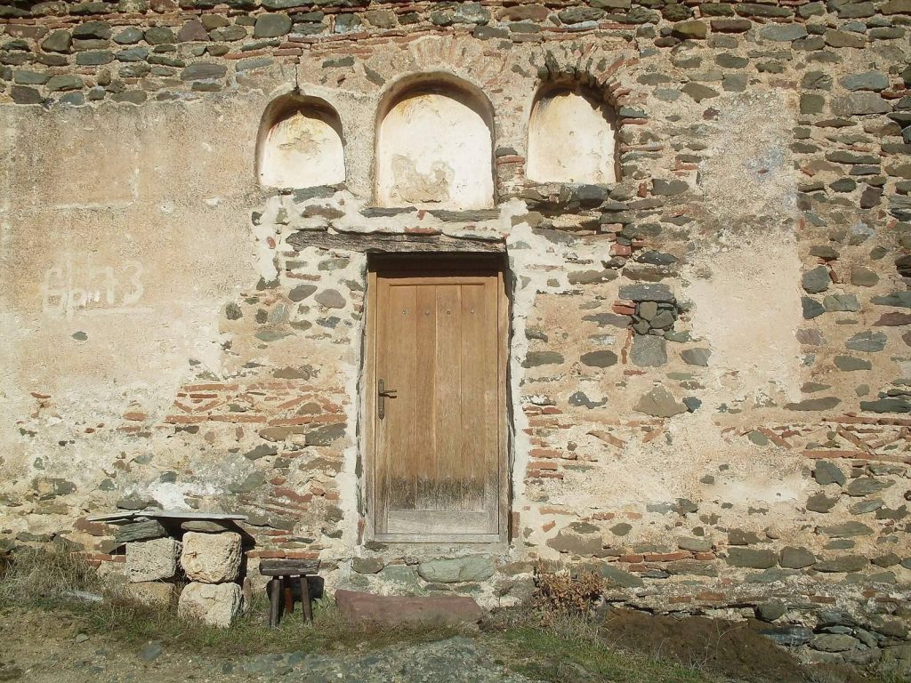 Church of the Mother of God on Vražji Kamen: A Medieval Serbian Orthodox Church 2 Sait Mary Church, Dolna Trnica