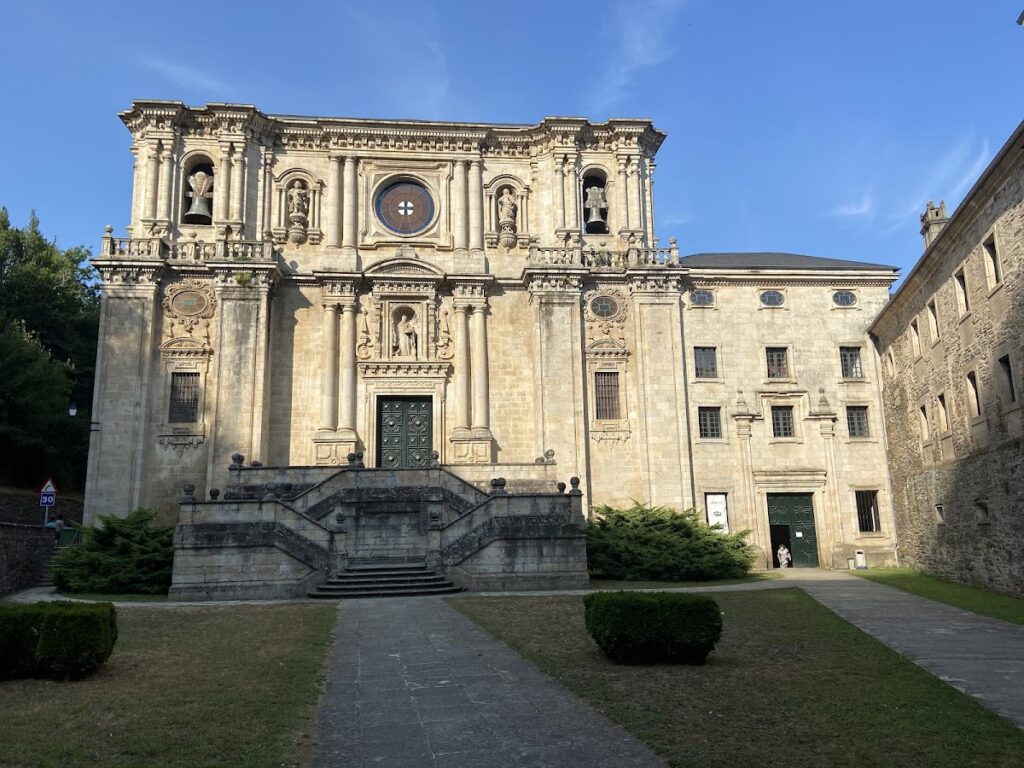 Monasterio de San Julián de Samos: A Benedictine Monastery in Galicia 3 Monasterio de San Julián de Samos