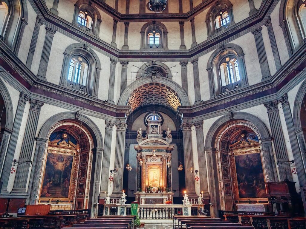 Basilica of Our Lady of Humility: Renaissance Sanctuary in Pistoia 1 Basilica of Our Lady of Humility