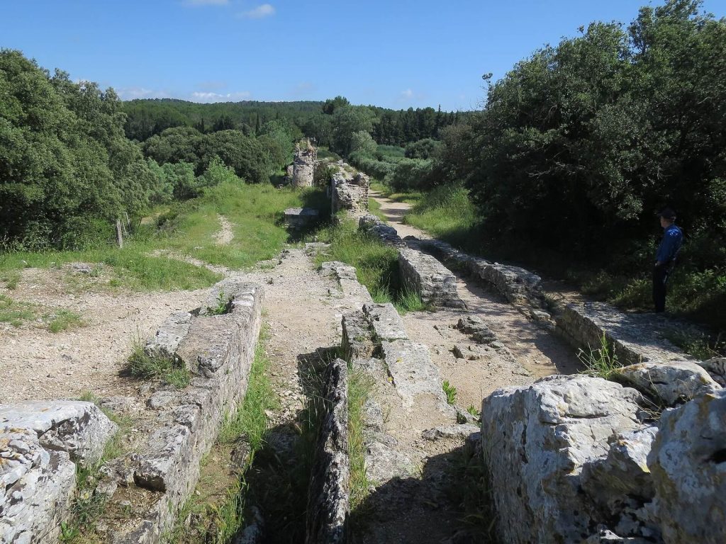 Barbegal Roman Flour Mill: A Roman Water-Mill Complex in France 3 Meunerie romaine de Barbegal