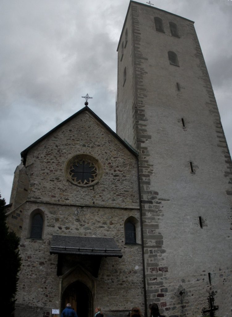 Collegiate church of Innichen: A Romanesque Church in San Candido 1 Collegiate church of Innichen