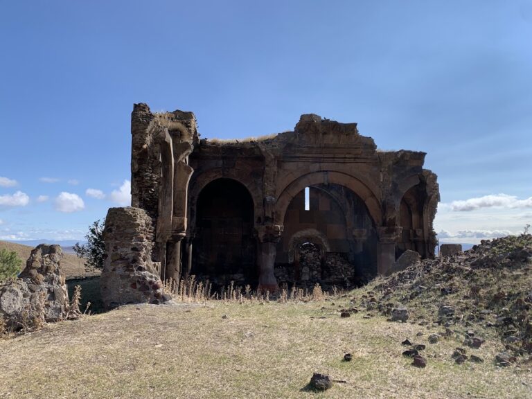 Bagnayr monastery in Güllüce, Turkey: A medieval Armenian monastic complex