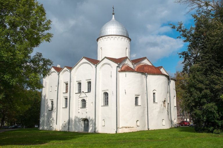 Saint John the Baptist Church at Opoki: A Medieval Merchant Church in Veliky Novgorod