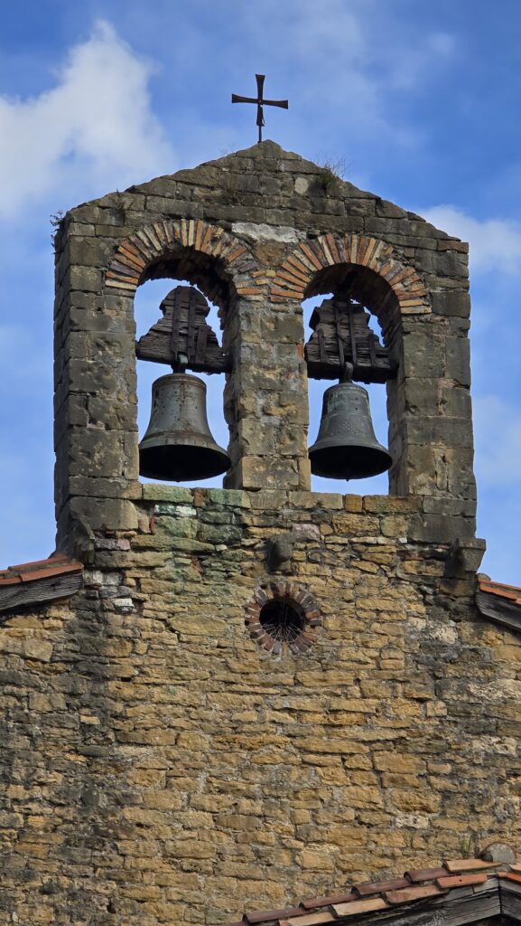 San Julián de los Prados: An Asturian Pre-Romanesque Church in Oviedo 3 San Julián de los Prados