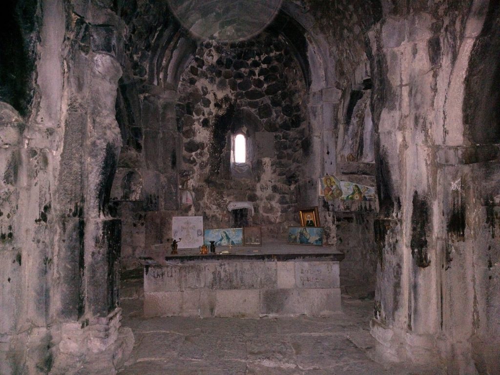 Makravank Monastery: An Armenian Apostolic Complex in Hrazdan 2 Makravank Monastery