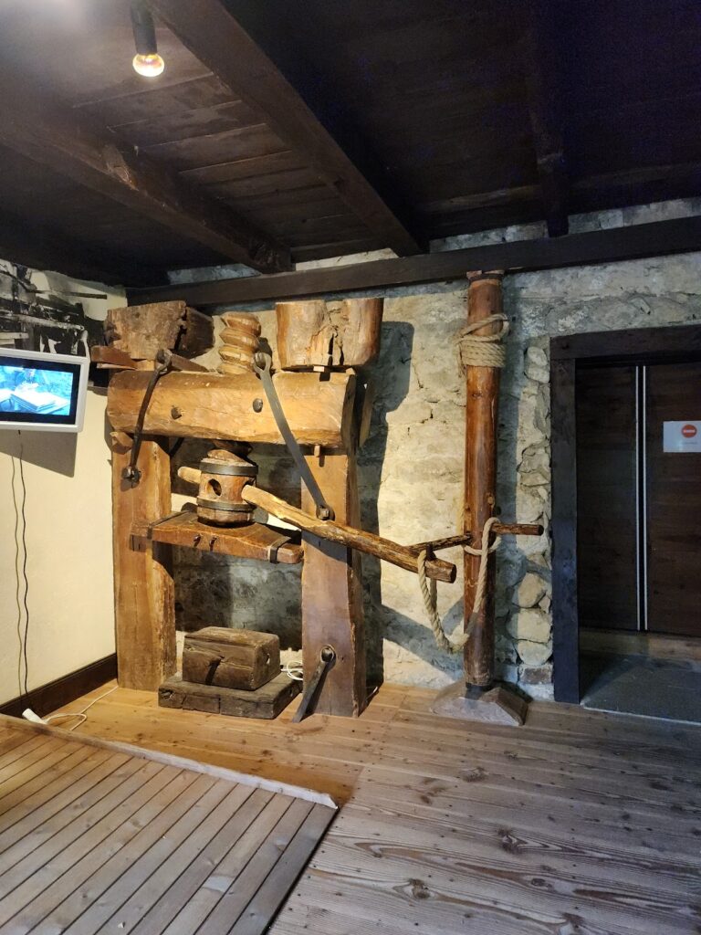 Moulin Richard de Bas: A Historic Water-Powered Paper Mill in France 4 Moulin Richard de Bas