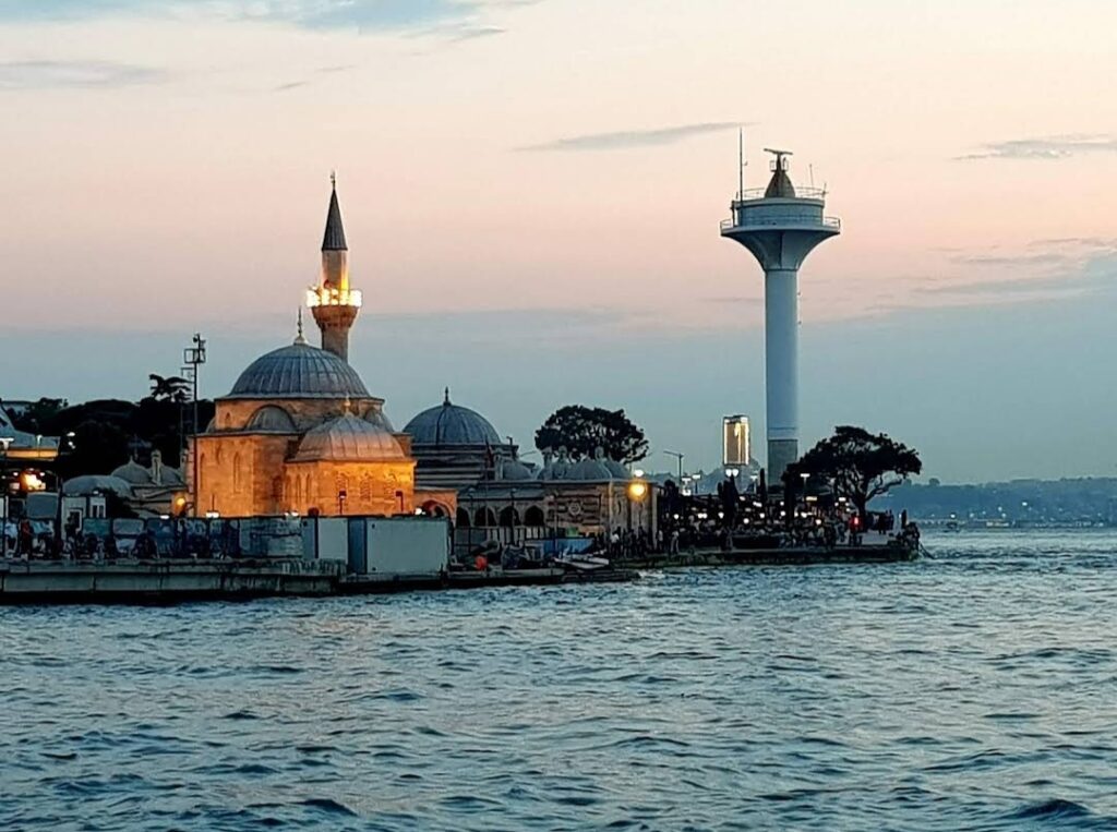 Şemsi Pasha Mosque: An Ottoman Mosque by Mimar Sinan in Üsküdar 3 Şemsi Pasha Mosque