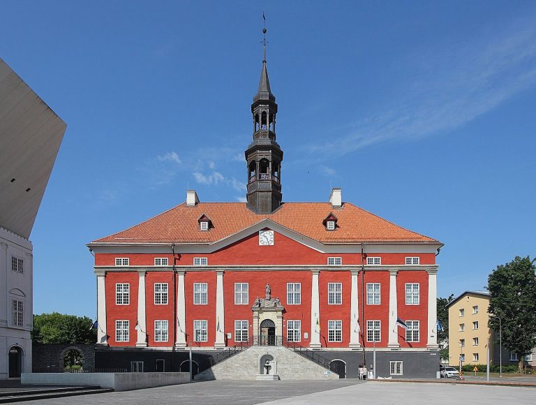 Narva Town Hall: Historic Municipal Building in Estonia