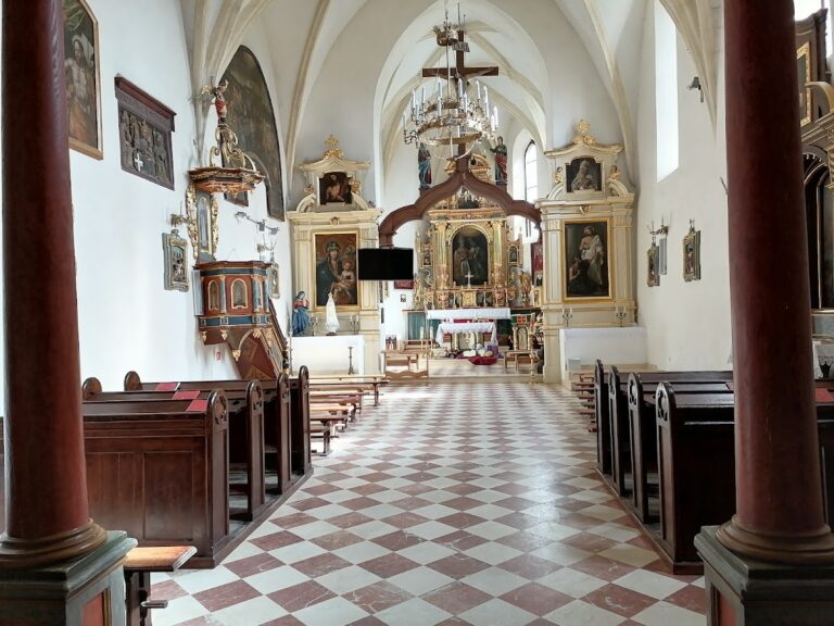 Church of St Stanislaus the Bishop and St Thomas the Apostle in Piotrawin