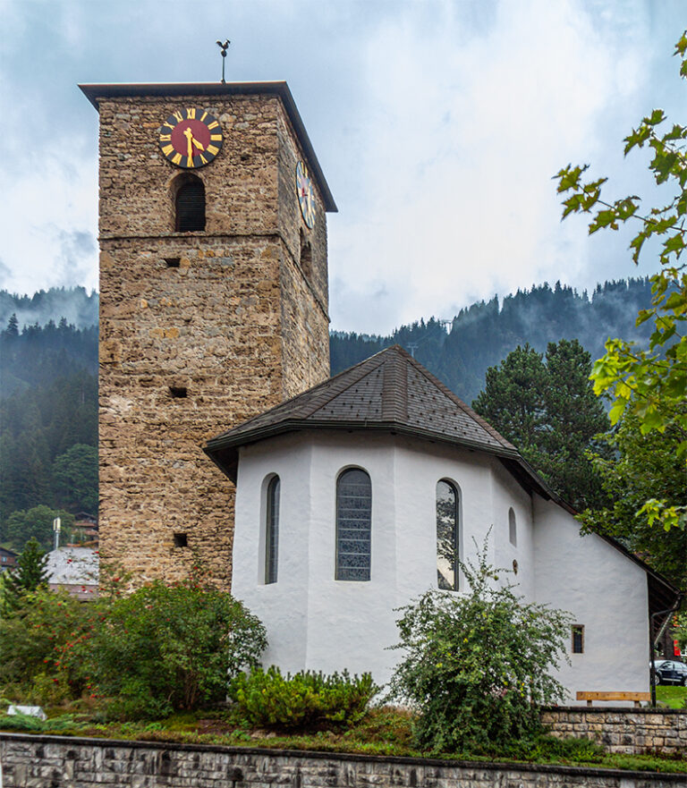 Adelboden Village Church: A Late Gothic Parish Church in Switzerland