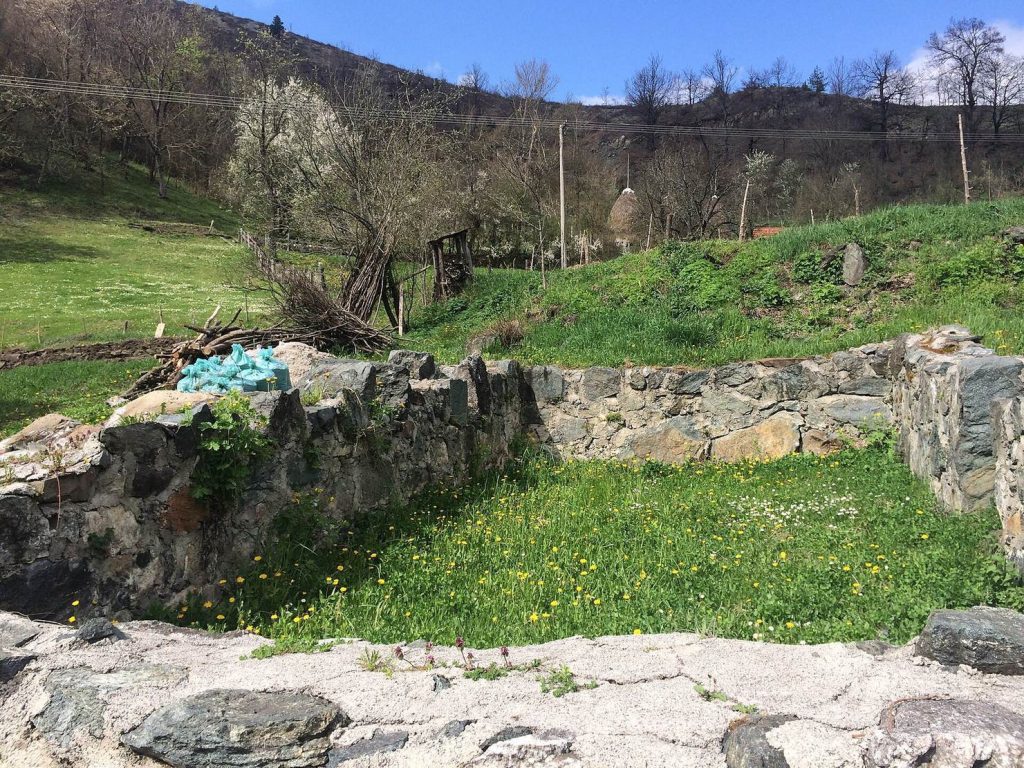 Mažići Monastery: A Medieval Serbian Orthodox Monastery in Serbia 2 Mažići Monastery