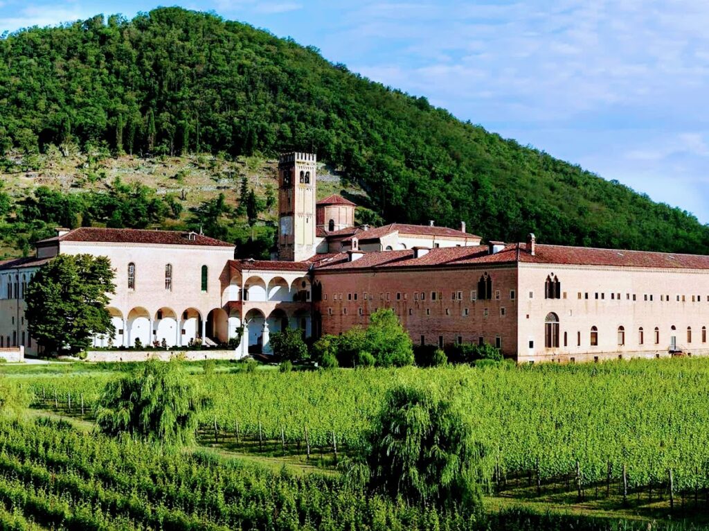Praglia Abbey: A Benedictine Monastery in Italy 2 Praglia Abbey