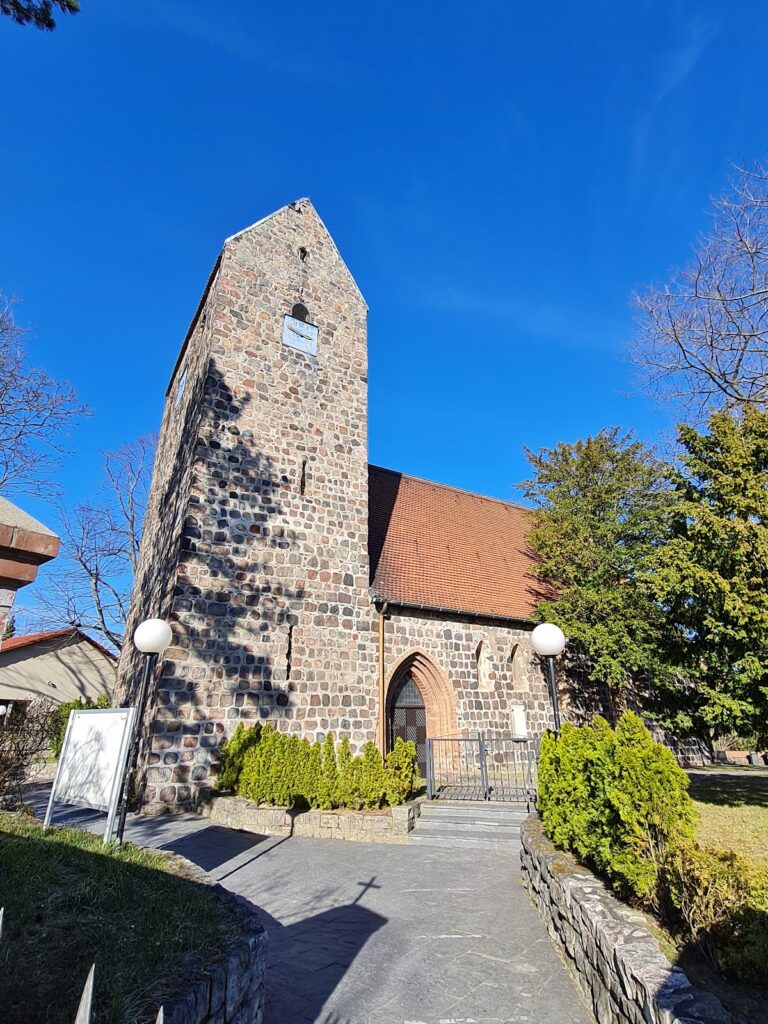 Buckow village church: a medieval fieldstone church in Berlin